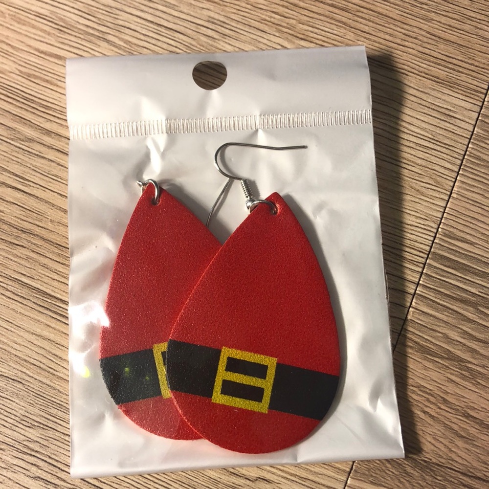 FREE WITH PURCHASE christmas earrings!